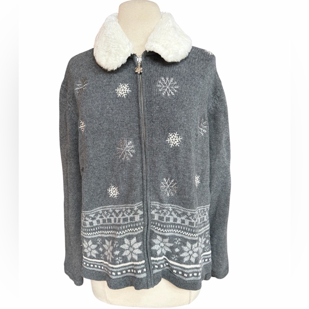 Late 1980s/Early 90s Croft & Barrow Snowflake Fair Isle Faux Fur Removeable Coll